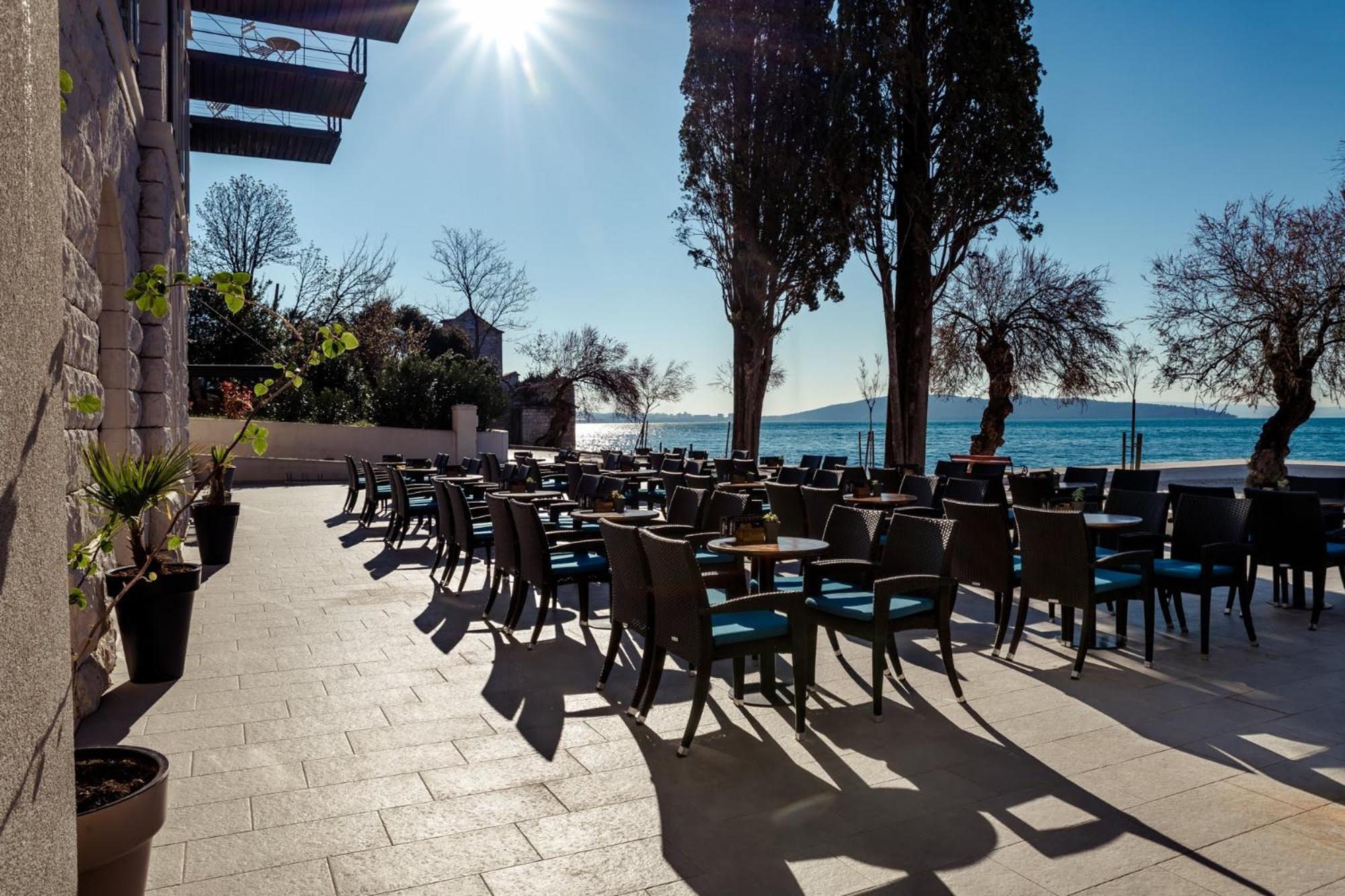 Hotel Stacija Kaštela Exteriör bild