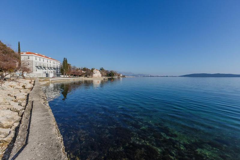 Hotel Stacija Kaštela Exteriör bild